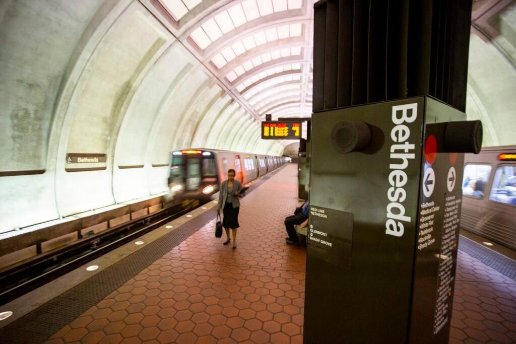 Dc'S Best Location 4 Bed With Parking Walk To Metro And Nightlife Bethesda Row Chevy Chase Exteriér fotografie
